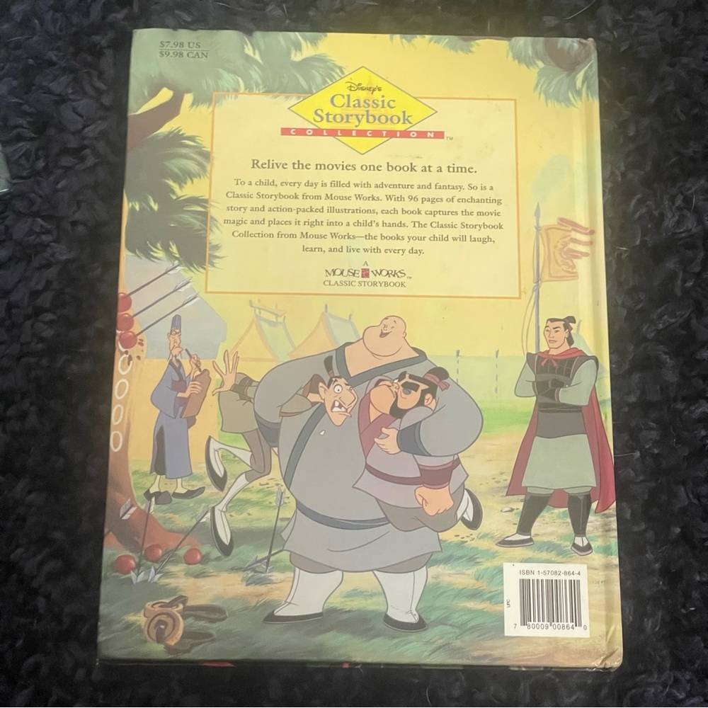 Mixed Lot of 6 Hardcover Walt Disney Books Pocahontas Mickey Mulan Mermaid - Picture 3 of 13